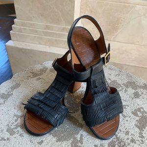 Chie Mihara navy blue fringed T strap sandal sz 8